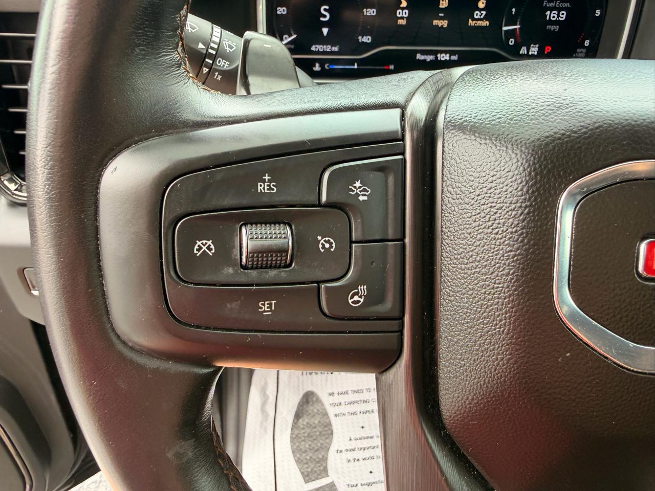 GMC Sierra 1500 AT4 Crew Cab 4WD 2023