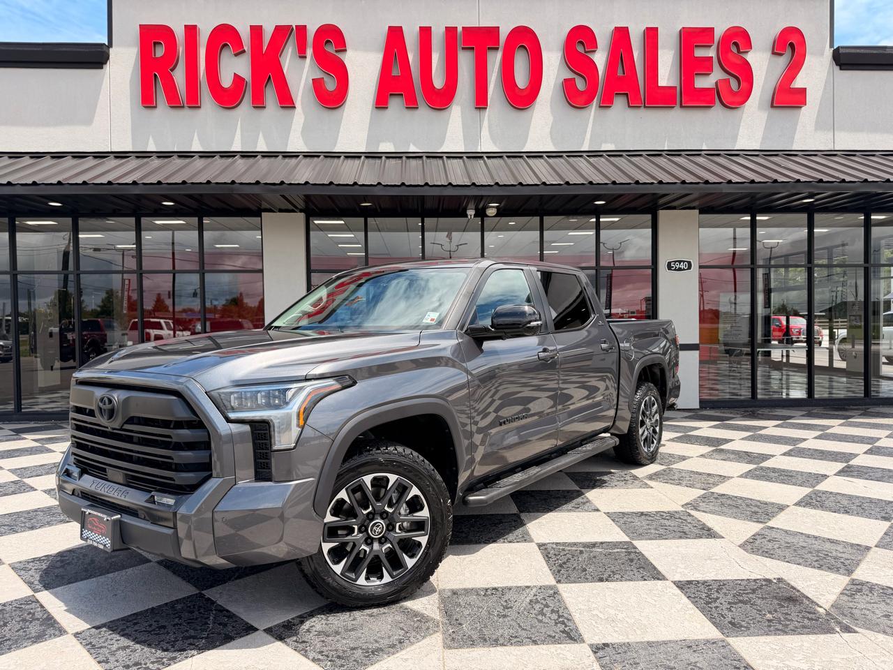 Toyota Tundra Limited CrewMax 4WD 2024