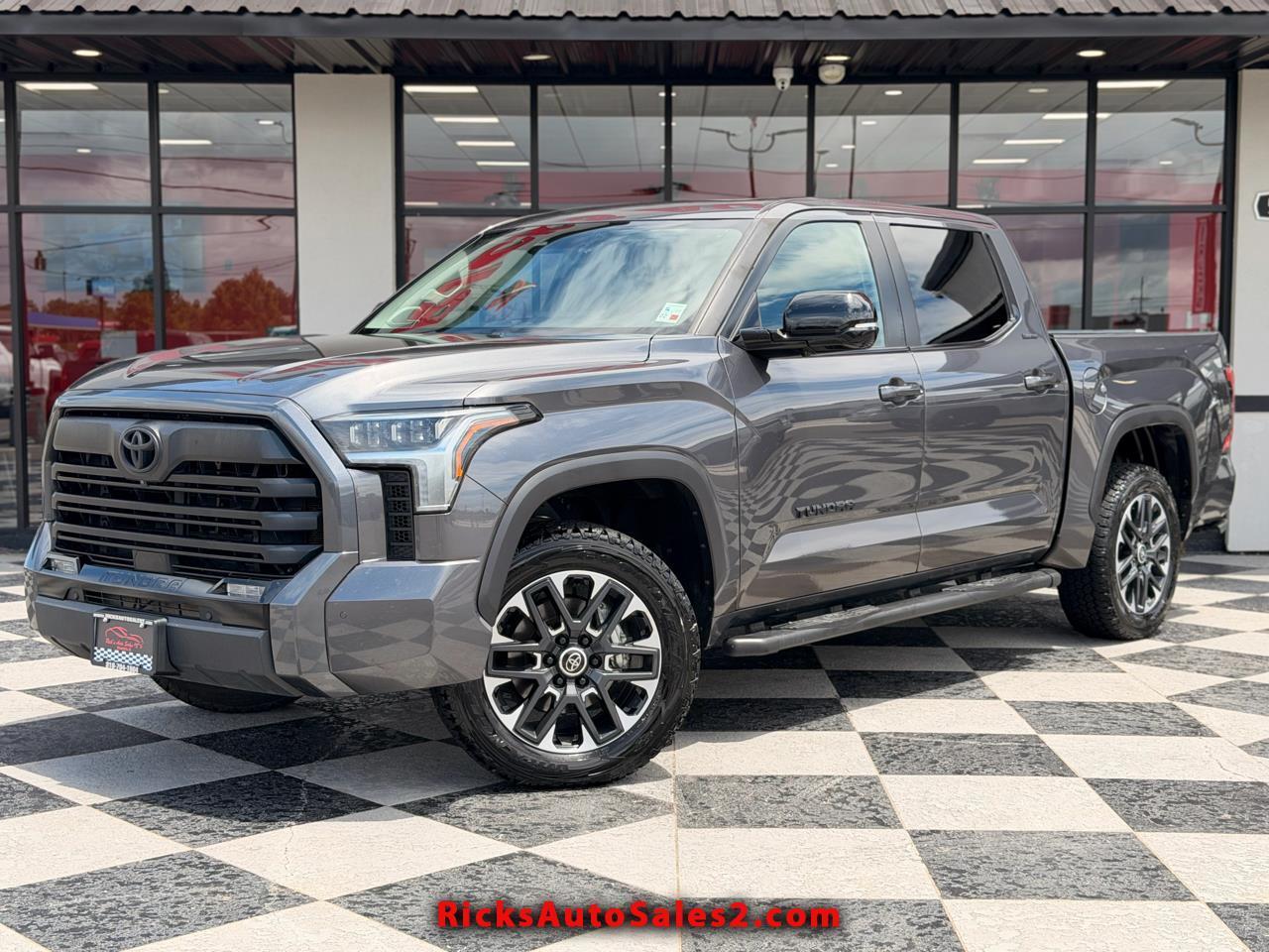 Toyota Tundra Limited CrewMax 4WD 2024