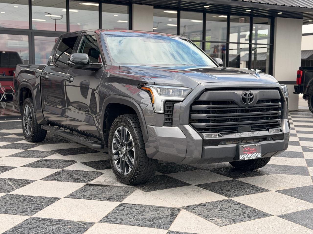 Toyota Tundra Limited CrewMax 4WD 2024