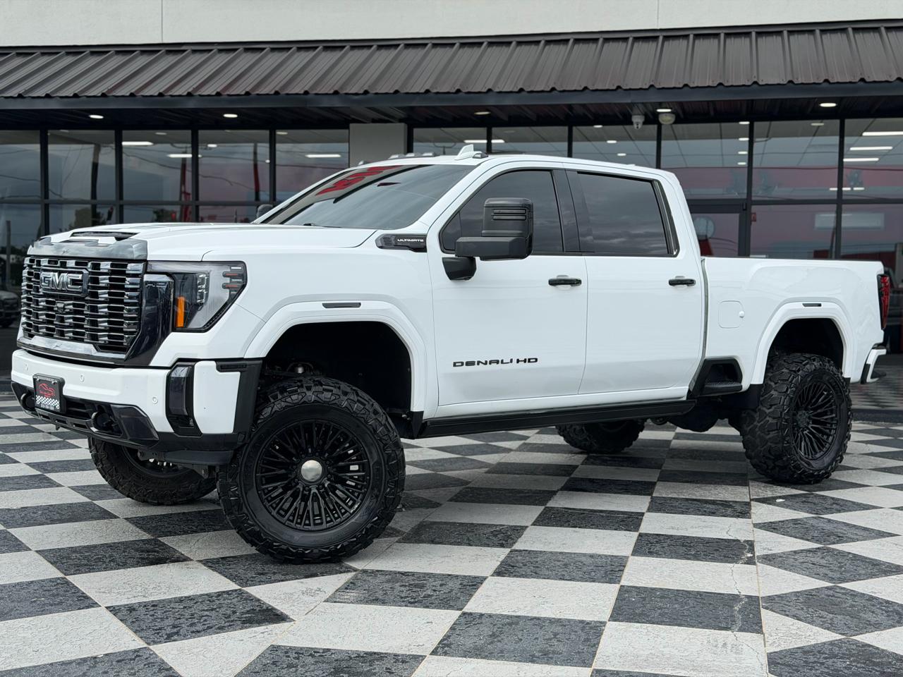 GMC Sierra 2500HD Denali Ultimate Crew Cab 4WD 2024