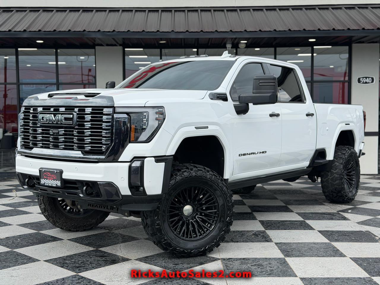 2024 GMC Sierra 2500HD Denali Ultimate Crew Cab 4WD