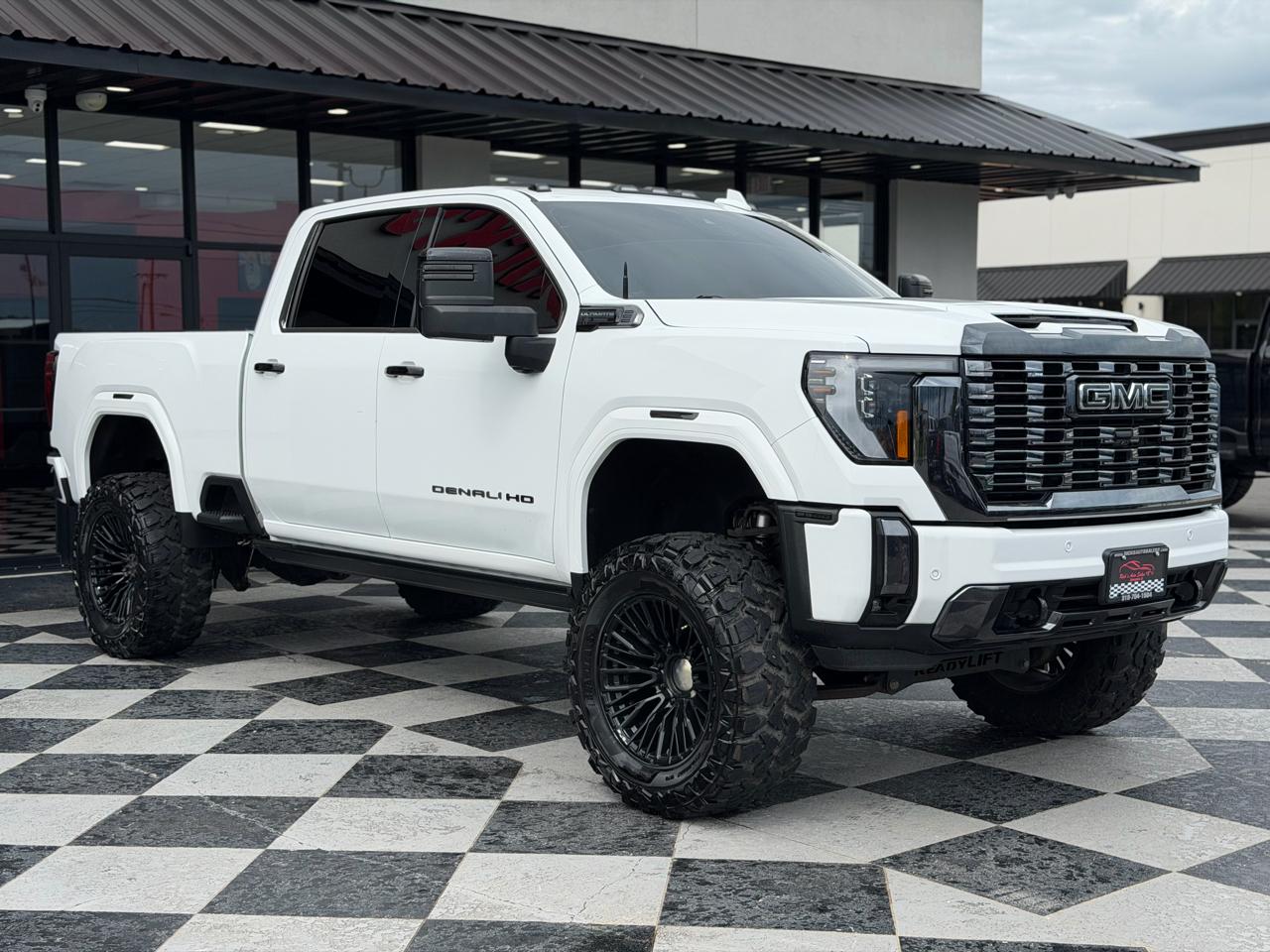 GMC Sierra 2500HD Denali Ultimate Crew Cab 4WD 2024