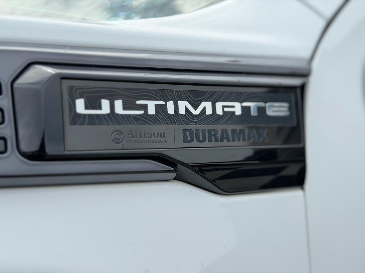 GMC Sierra 2500HD Denali Ultimate Crew Cab 4WD 2024