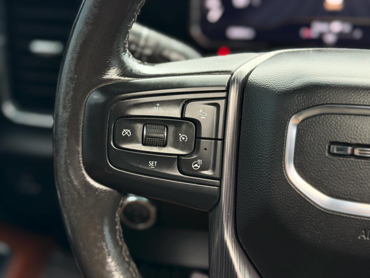 GMC Sierra 2500HD Denali Ultimate Crew Cab 4WD 2024