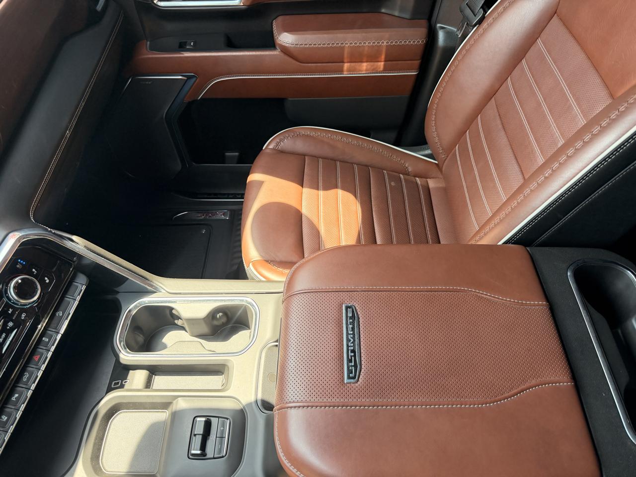GMC Sierra 2500HD Denali Ultimate Crew Cab 4WD 2024