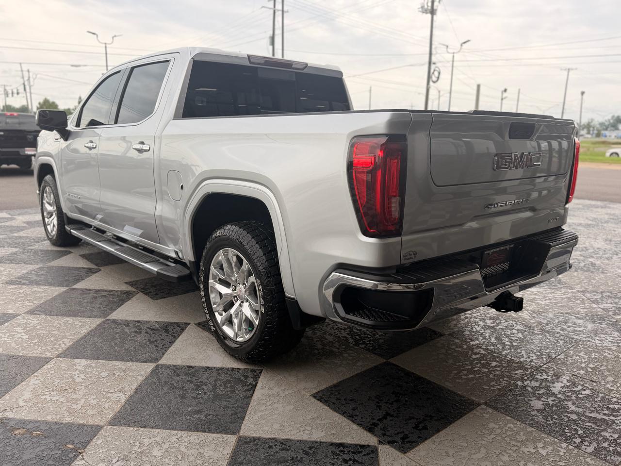 GMC Sierra 1500 SLT Crew Cab  Short Box 2WD 2020