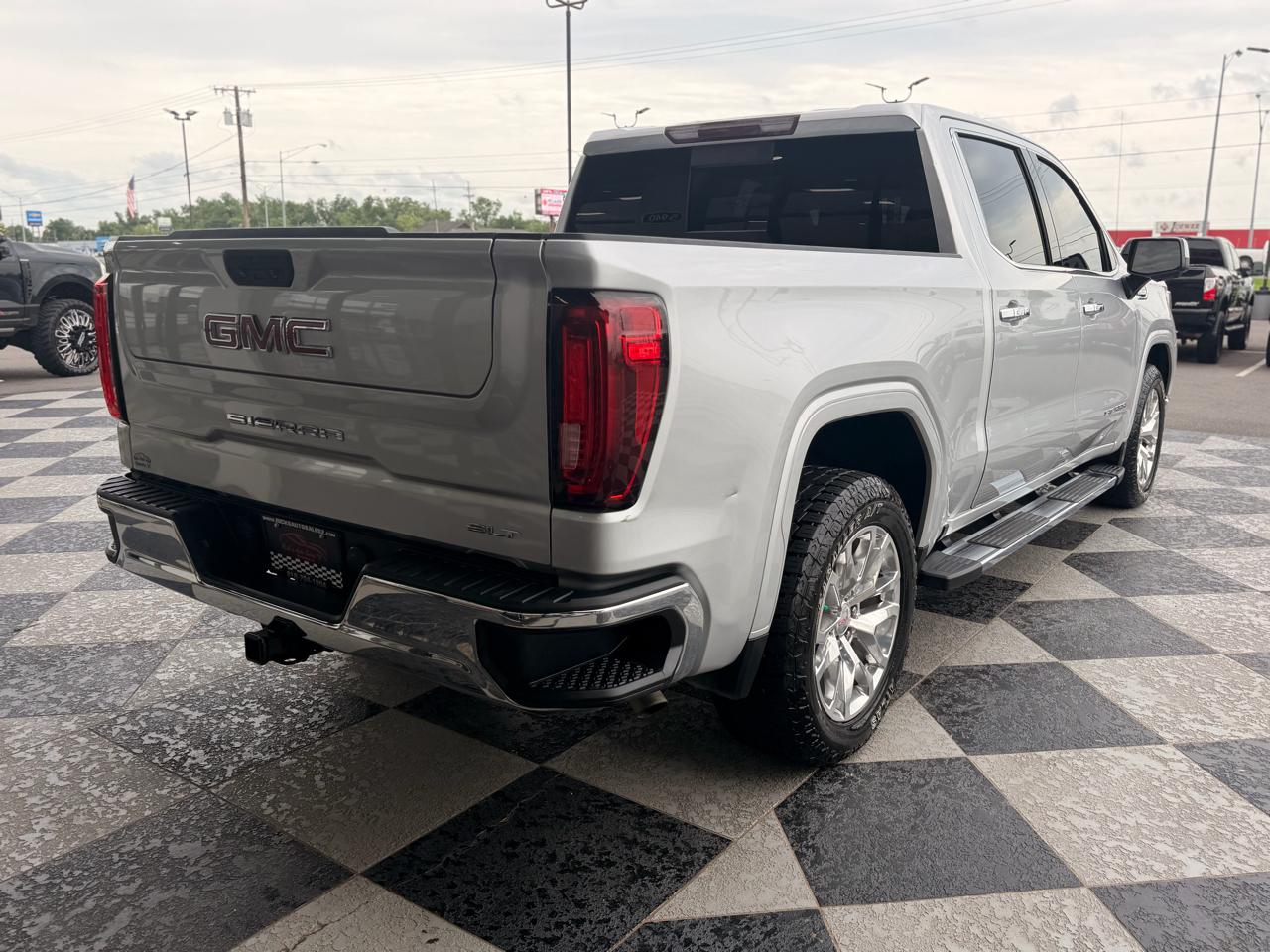 GMC Sierra 1500 SLT Crew Cab  Short Box 2WD 2020