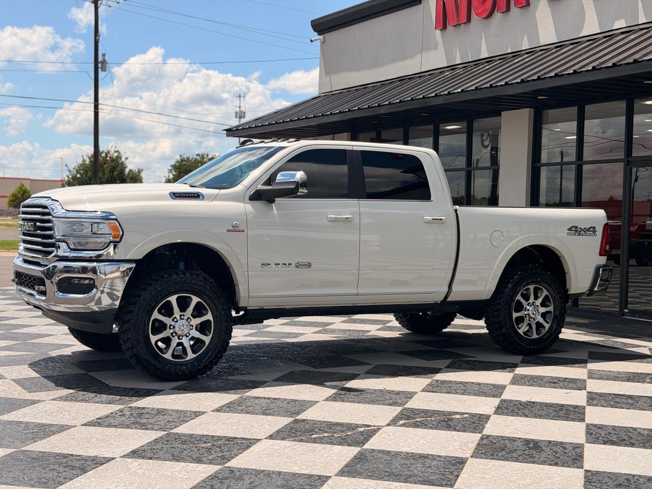 RAM 2500 Longhorn Crew Cab SWB 4WD 2022