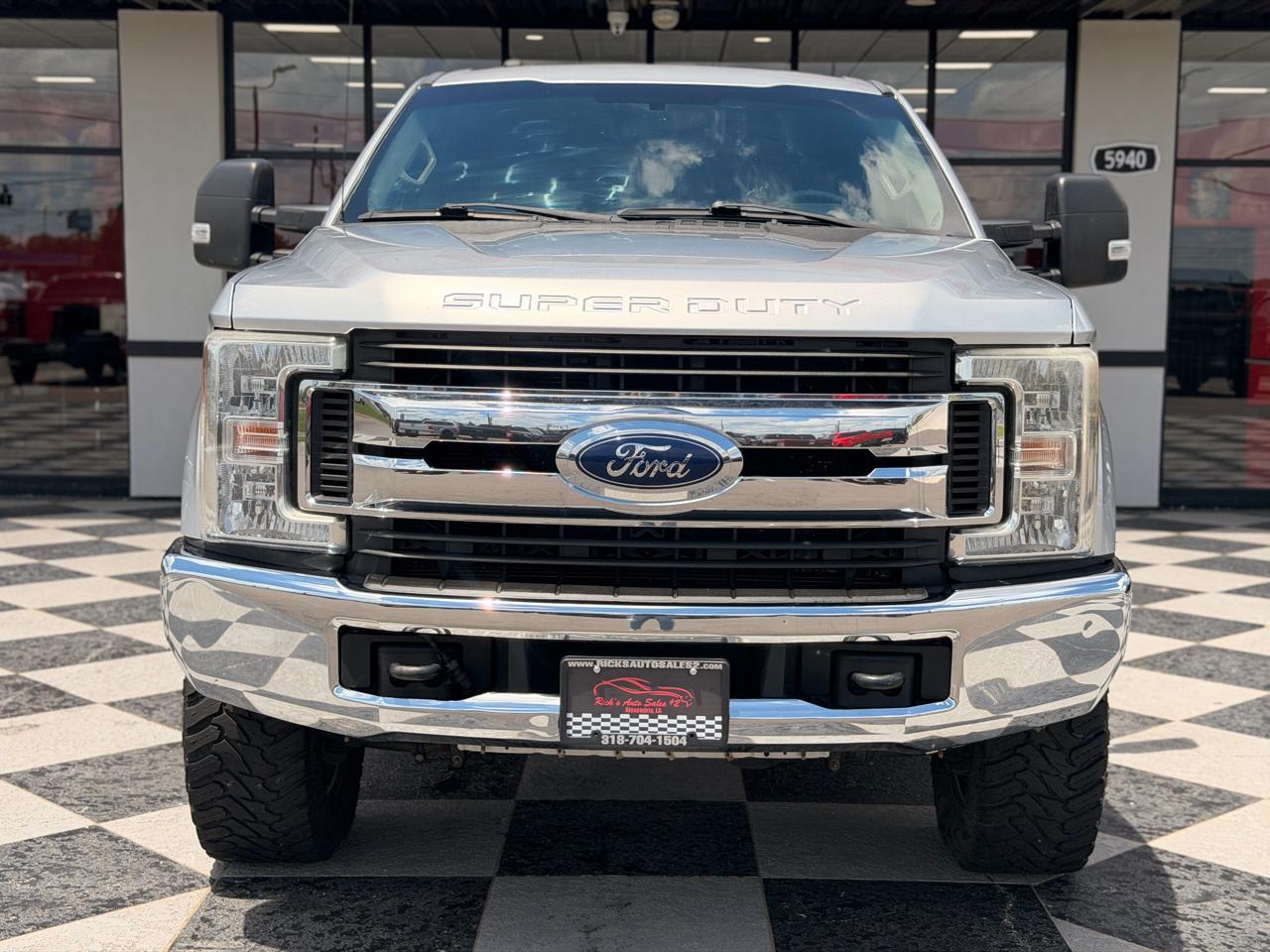 Ford F-250 SD XLT Crew Cab 4WD 2017