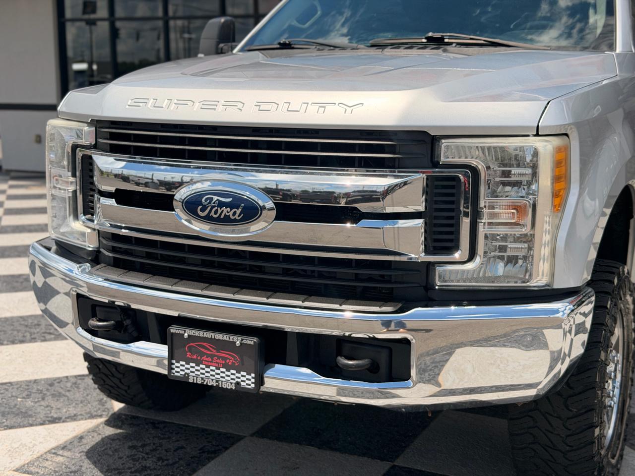 Ford F-250 SD XLT Crew Cab 4WD 2017