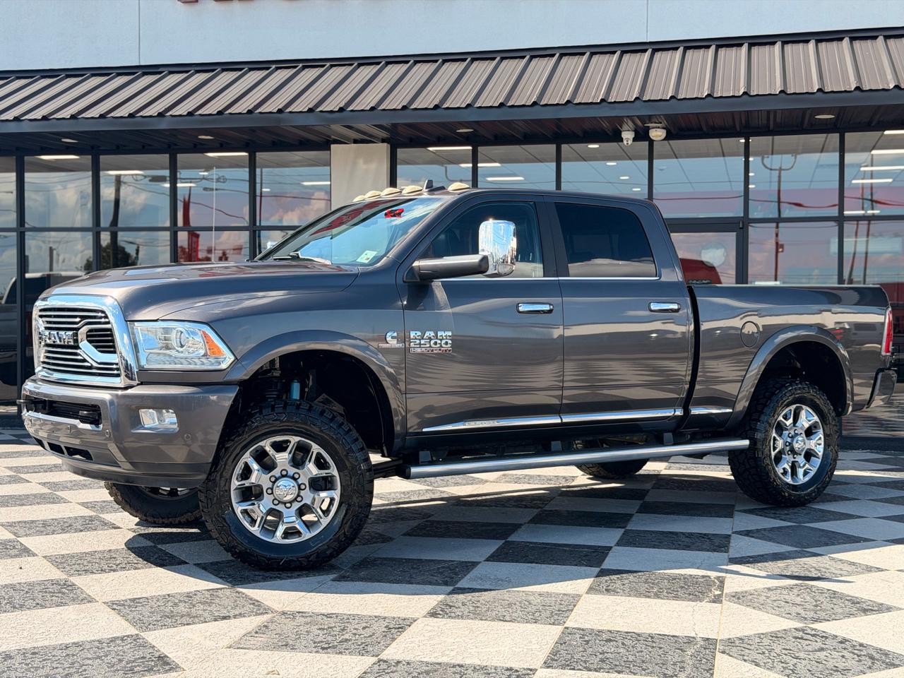 RAM 2500 Limited Crew Cab 4WD 2018