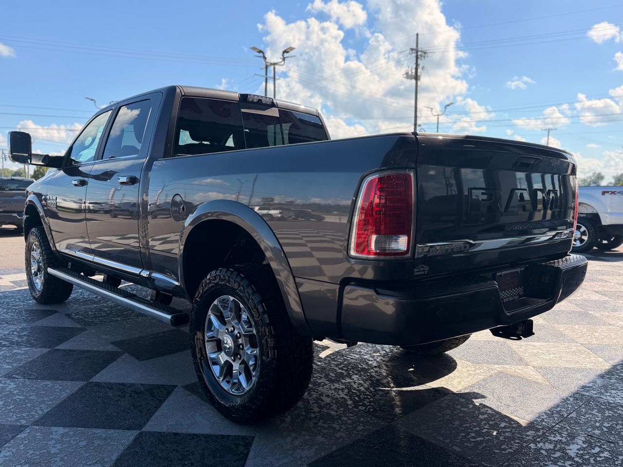 RAM 2500 Limited Crew Cab 4WD 2018
