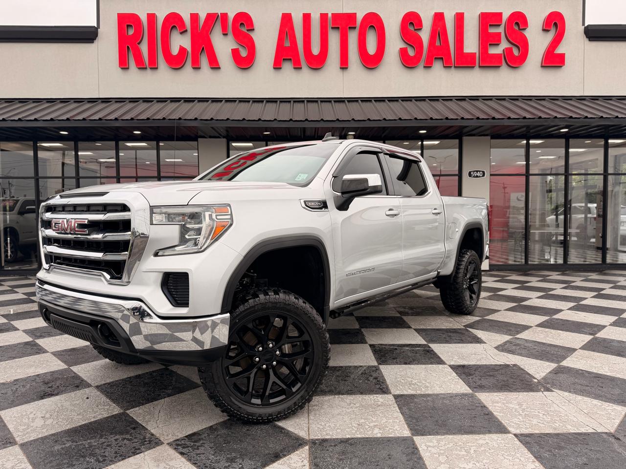 GMC Sierra 1500 SLE Crew Cab  Short Box 4WD 2020