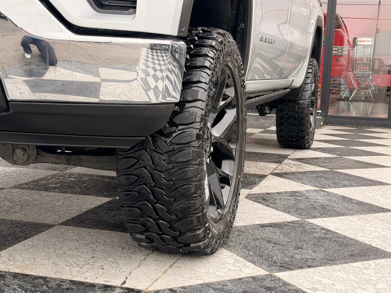 GMC Sierra 1500 SLE Crew Cab  Short Box 4WD 2020