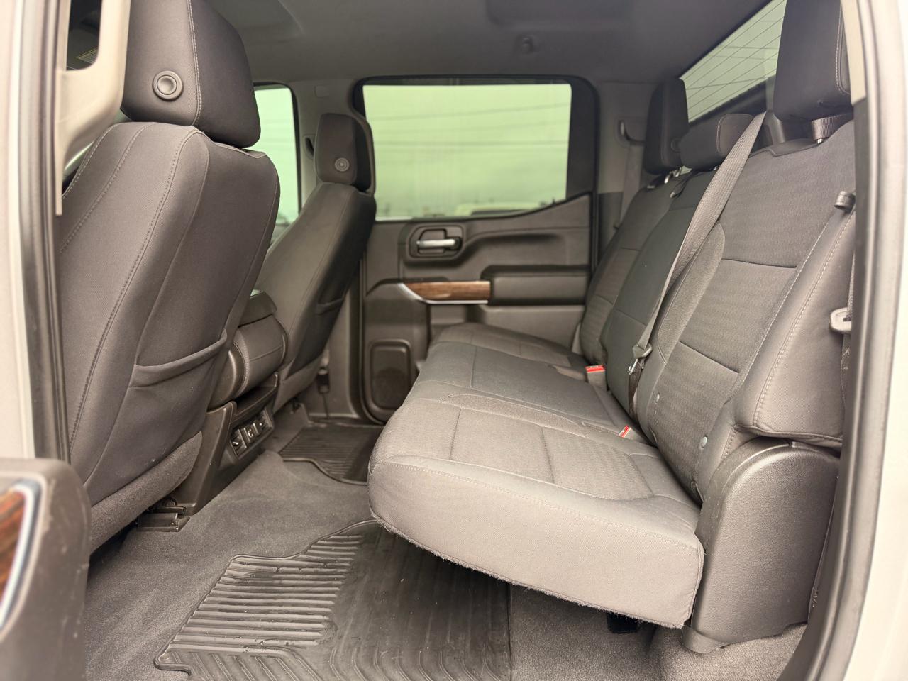 GMC Sierra 1500 SLE Crew Cab  Short Box 4WD 2020
