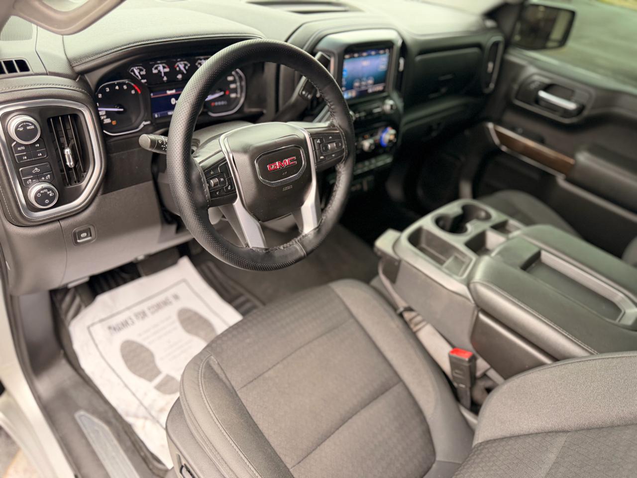 GMC Sierra 1500 SLE Crew Cab  Short Box 4WD 2020