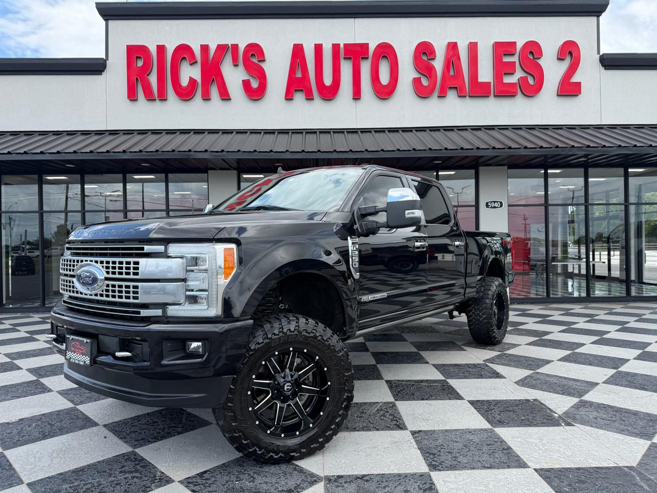 Ford F-250 SD Platinum Crew Cab 4WD 2019