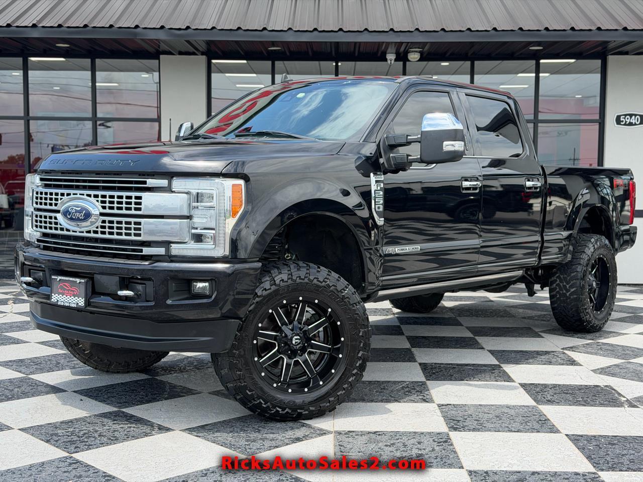 2019 Ford F-250 SD Platinum Crew Cab 4WD