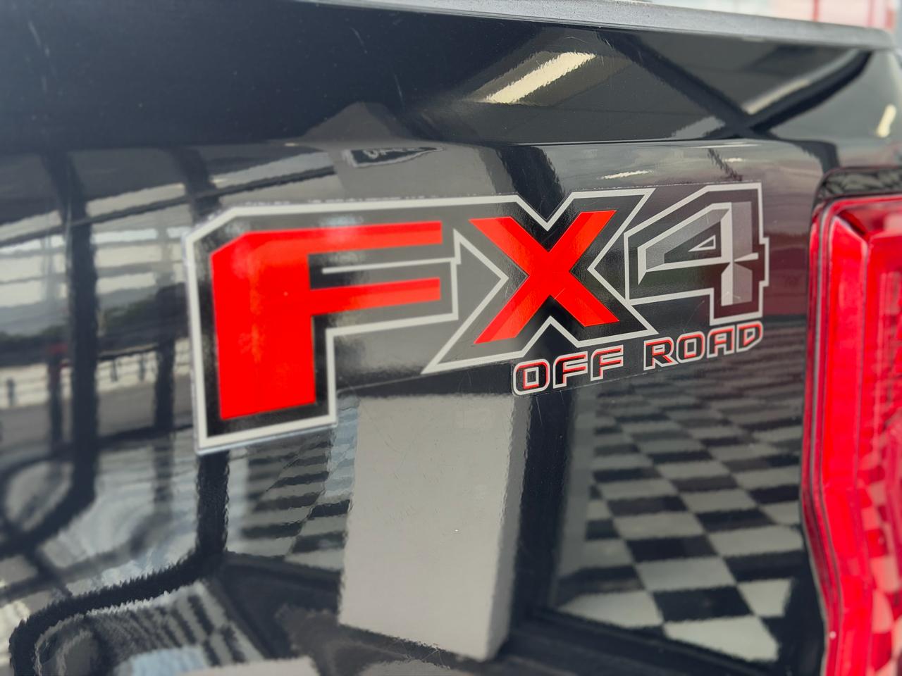 Ford F-250 SD Platinum Crew Cab 4WD 2019