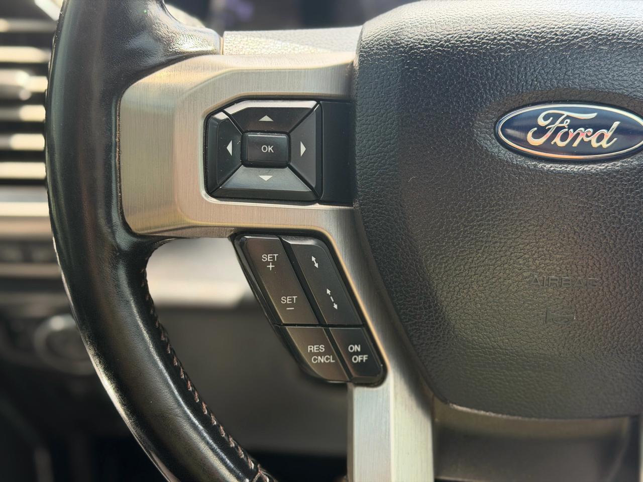 Ford F-250 SD Platinum Crew Cab 4WD 2019