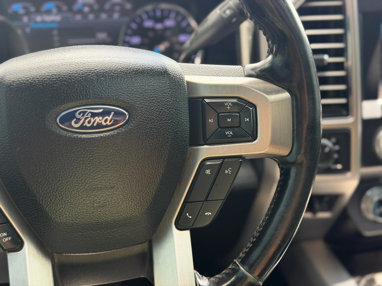Ford F-250 SD Platinum Crew Cab 4WD 2019