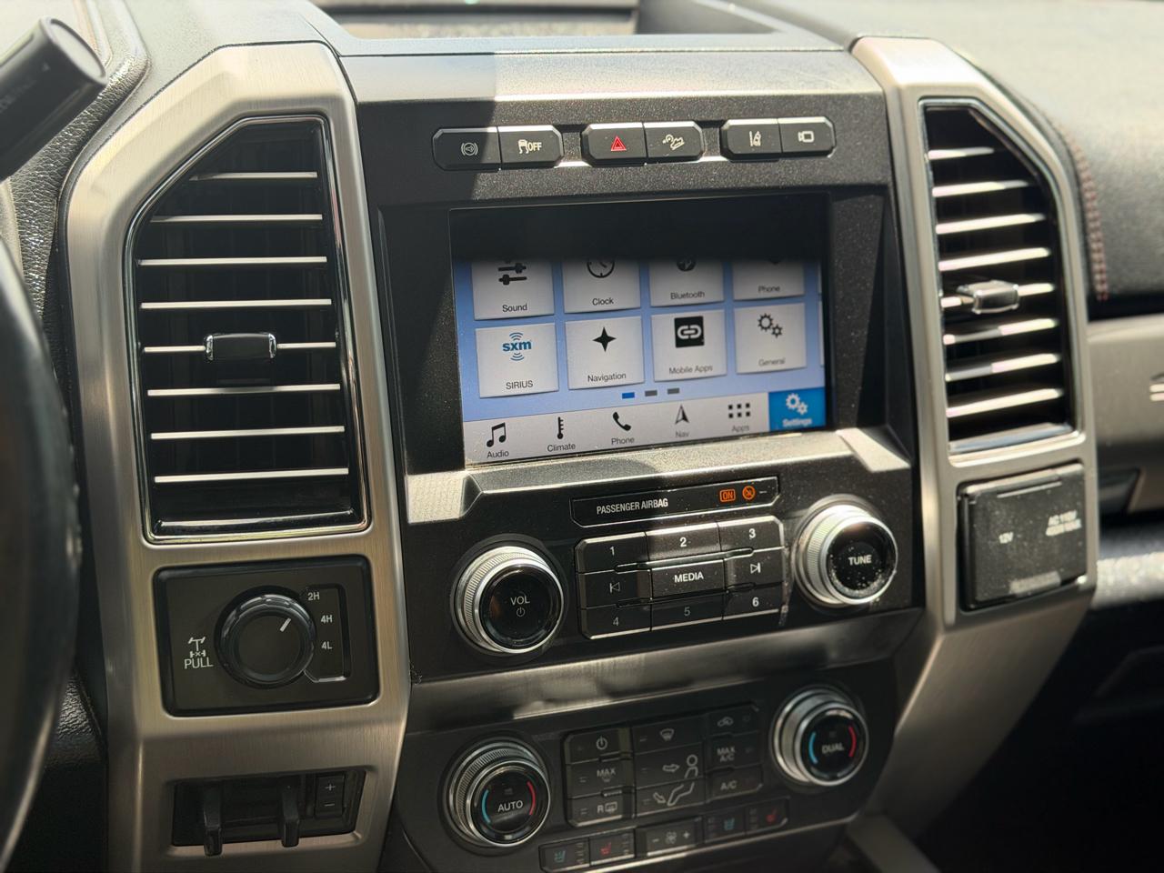 Ford F-250 SD Platinum Crew Cab 4WD 2019