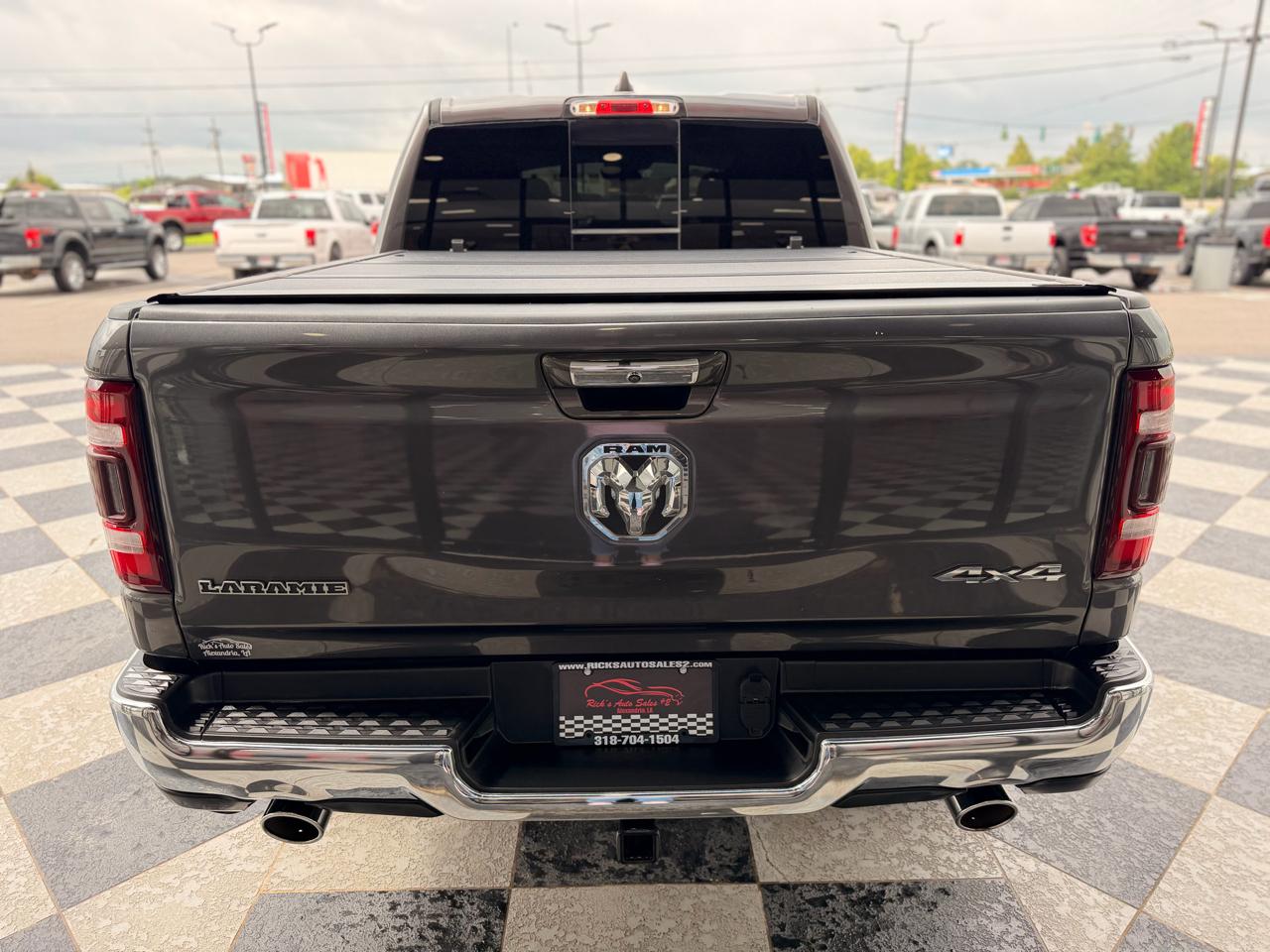 RAM 1500 Laramie Crew Cab SWB 4WD 2021