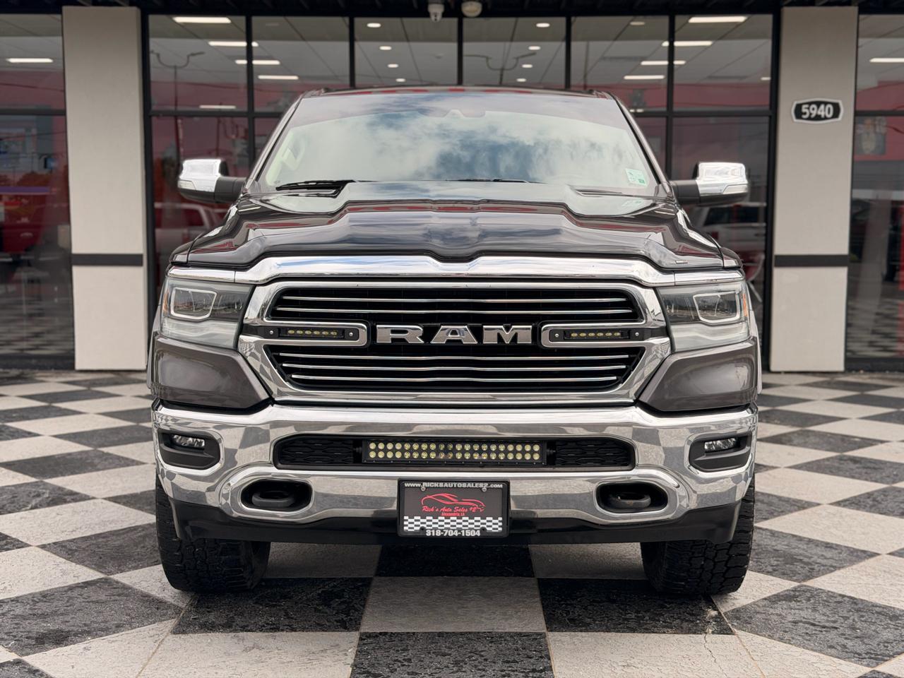 RAM 1500 Laramie Crew Cab SWB 4WD 2021