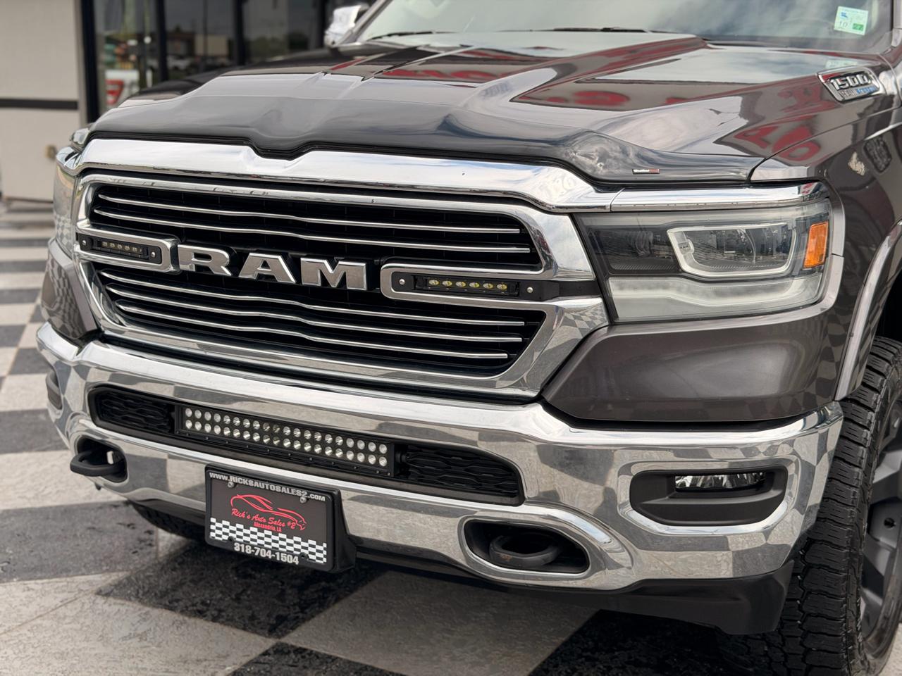 RAM 1500 Laramie Crew Cab SWB 4WD 2021