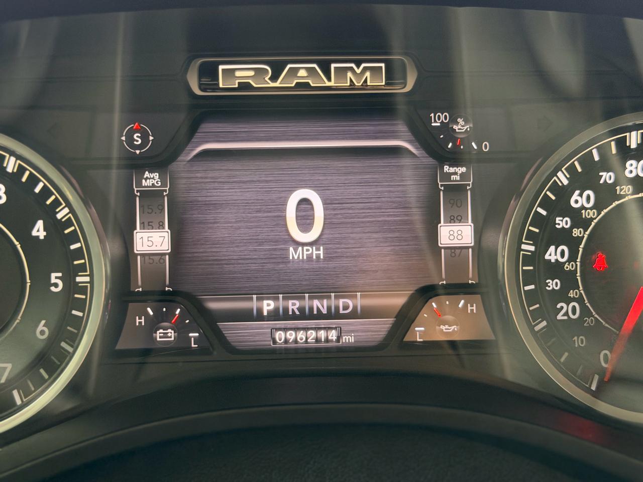 RAM 1500 Laramie Crew Cab SWB 4WD 2021