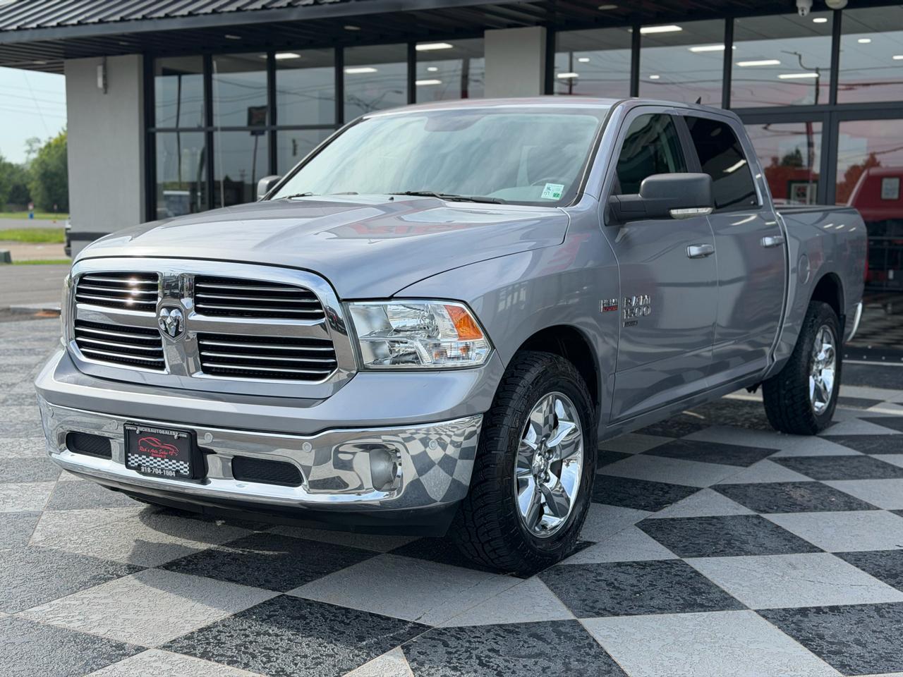 RAM 1500 Classic SLT Crew Cab SWB 2WD 2019