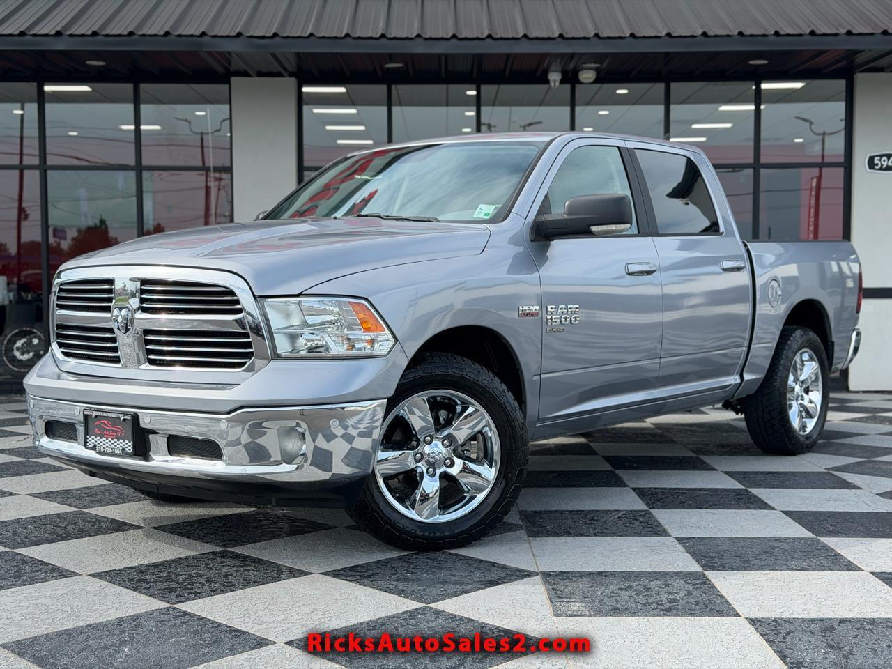 2019 RAM 1500 Classic SLT Crew Cab SWB 2WD