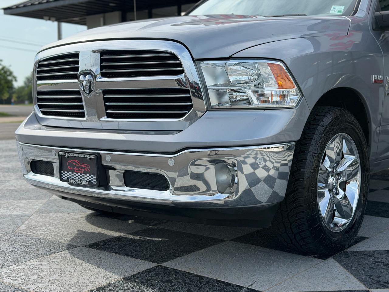 RAM 1500 Classic SLT Crew Cab SWB 2WD 2019