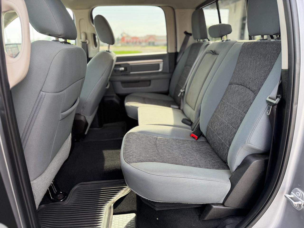 RAM 1500 Classic SLT Crew Cab SWB 2WD 2019