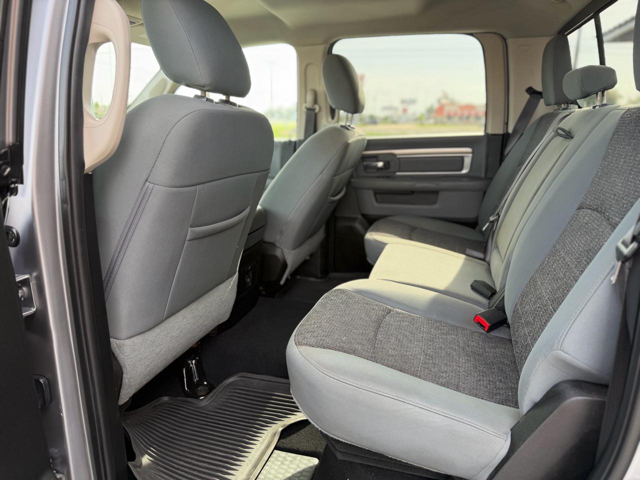 RAM 1500 Classic SLT Crew Cab SWB 2WD 2019