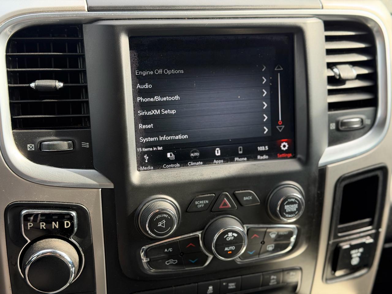 RAM 1500 Classic SLT Crew Cab SWB 2WD 2019