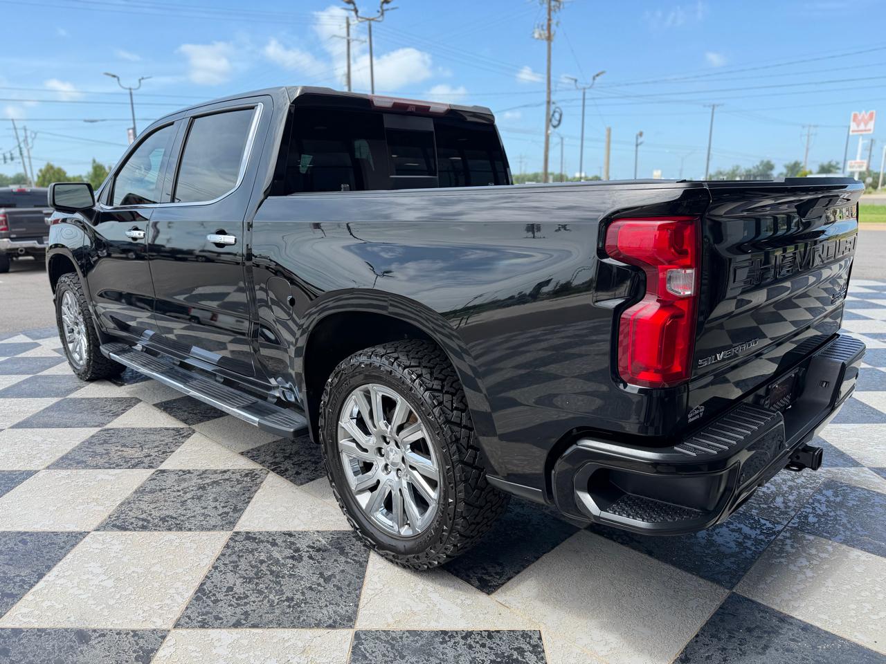 Chevrolet Silverado 1500 High Country Crew Cab 4WD 2019