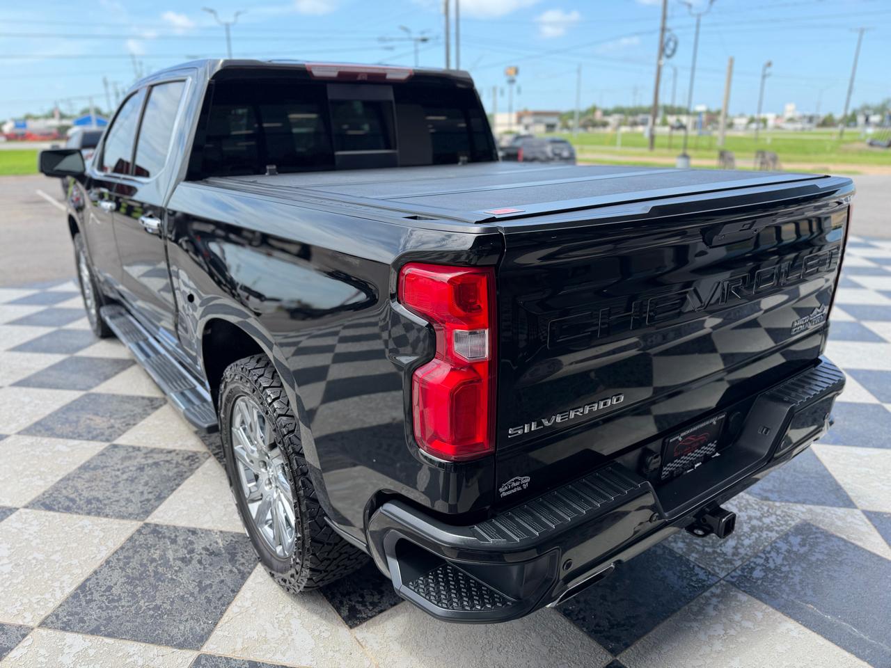 Chevrolet Silverado 1500 High Country Crew Cab 4WD 2019