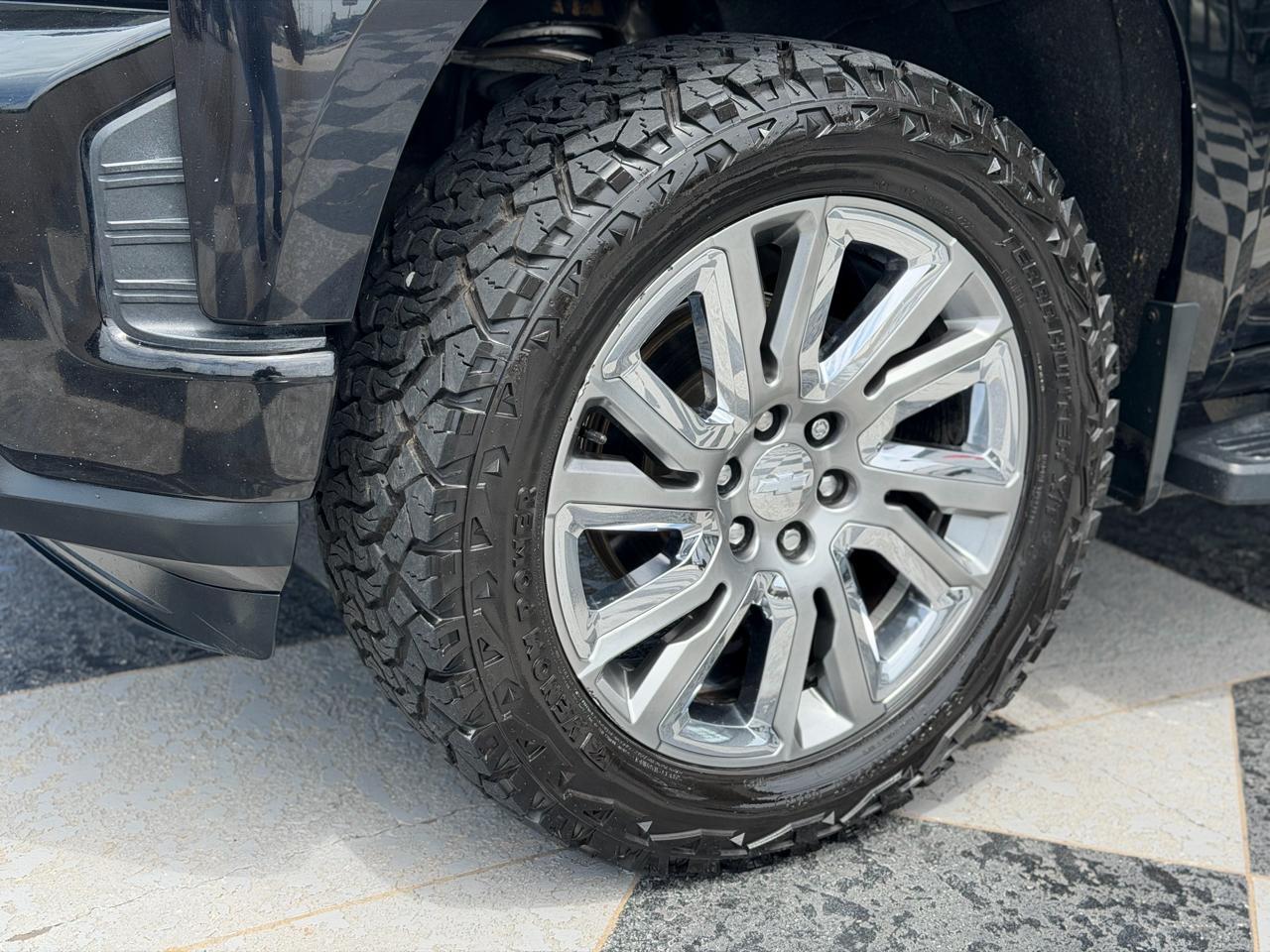 Chevrolet Silverado 1500 High Country Crew Cab 4WD 2019