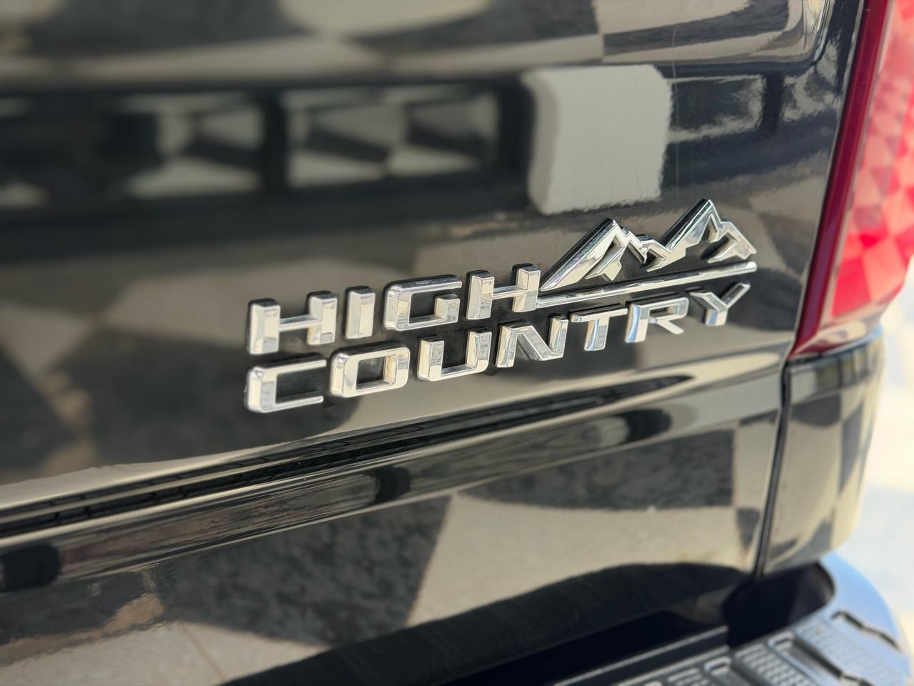 Chevrolet Silverado 1500 High Country Crew Cab 4WD 2019