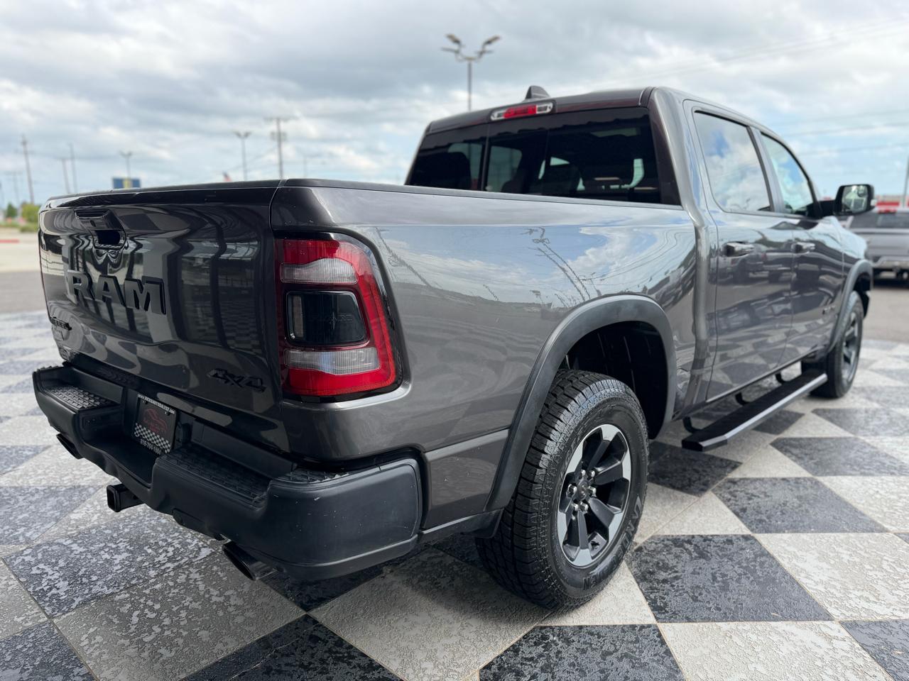 RAM 1500 Rebel Crew Cab 4WD 2020