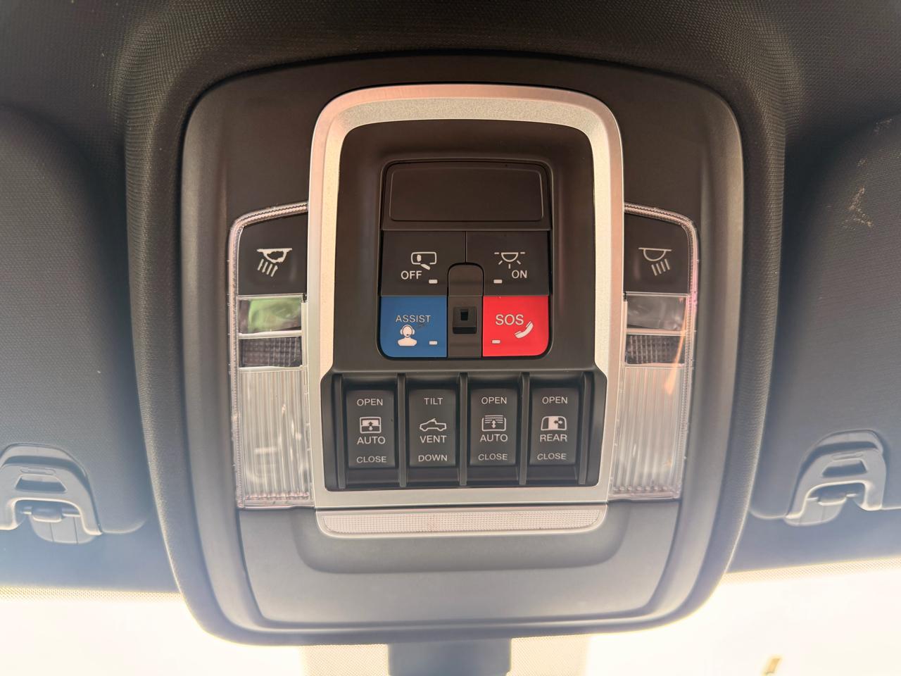 RAM 1500 Rebel Crew Cab 4WD 2020
