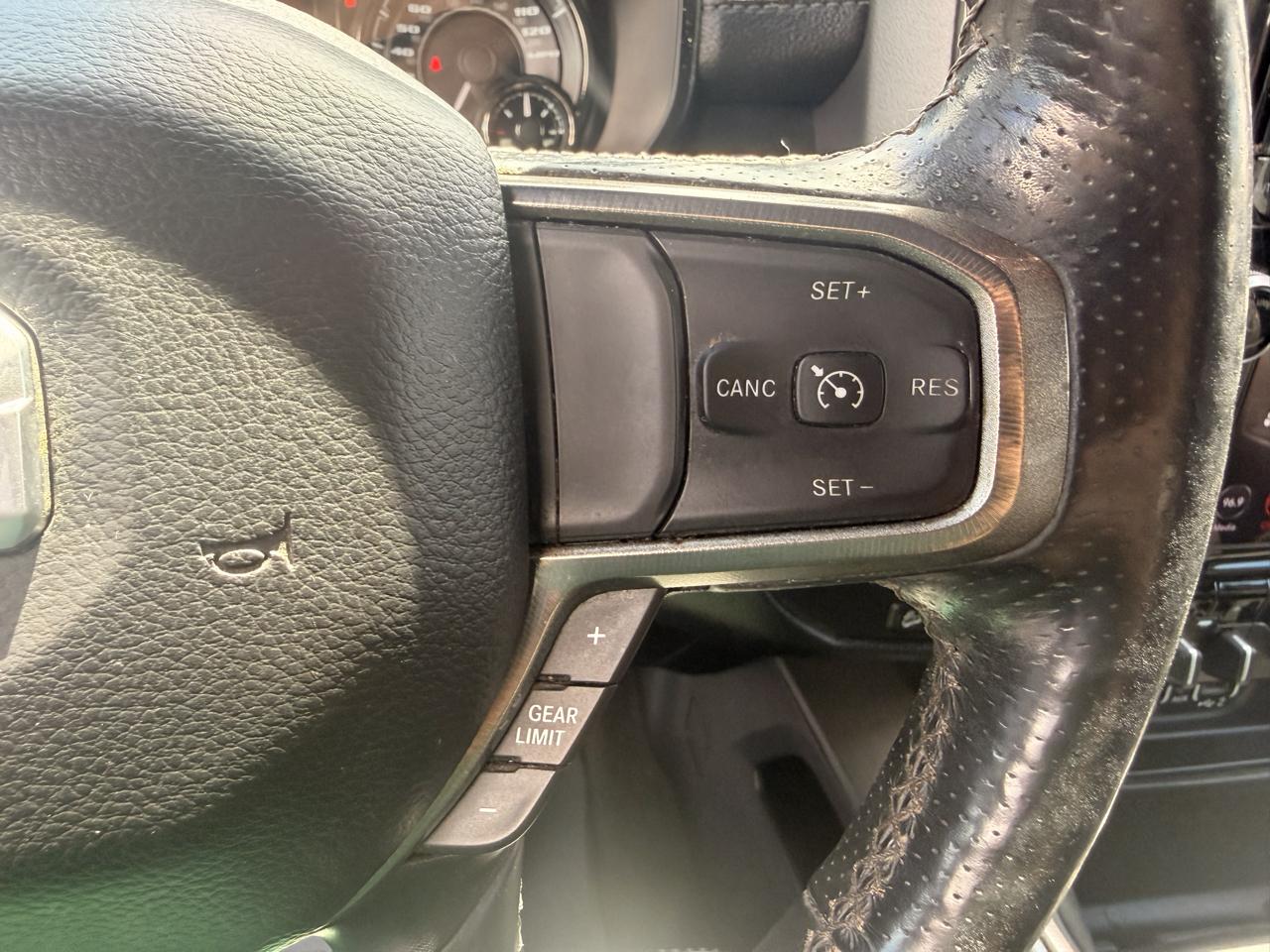 RAM 1500 Rebel Crew Cab 4WD 2020