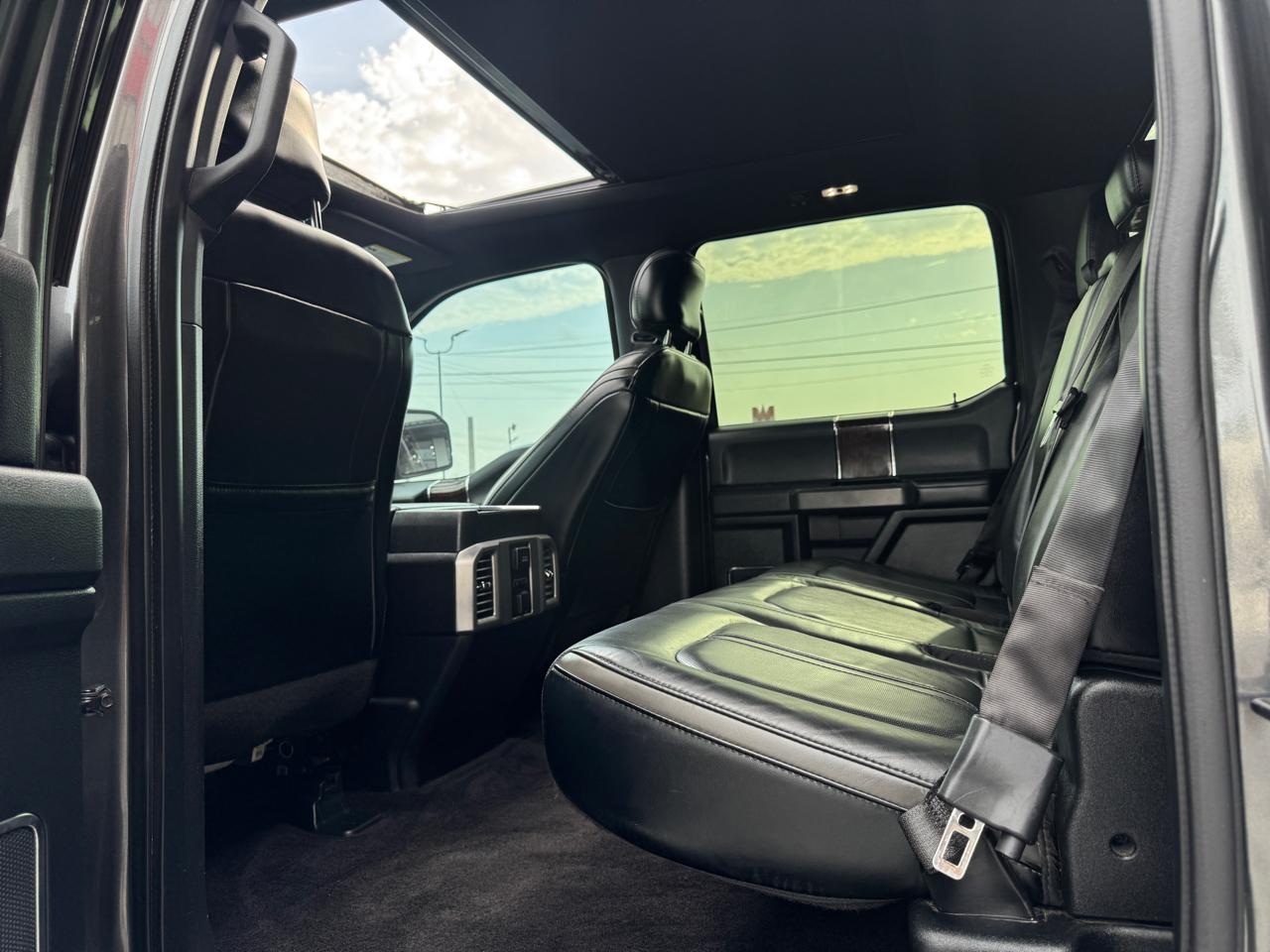 Ford F-150 Platinum SuperCrew 4WD 2016