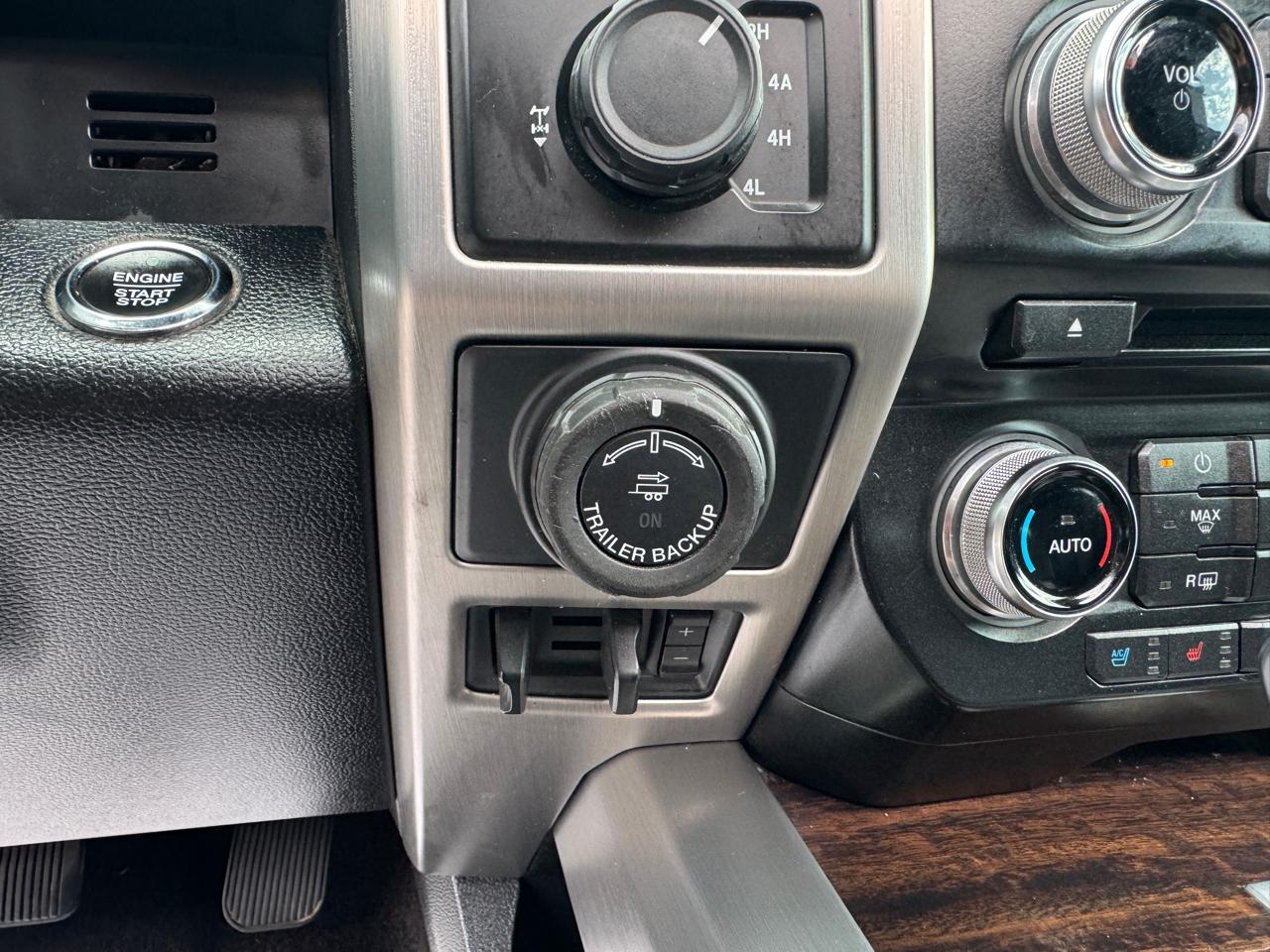 Ford F-150 Platinum SuperCrew 4WD 2016