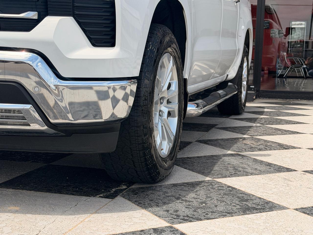 Chevrolet Silverado 1500 LTZ Crew Cab 4WD 2022
