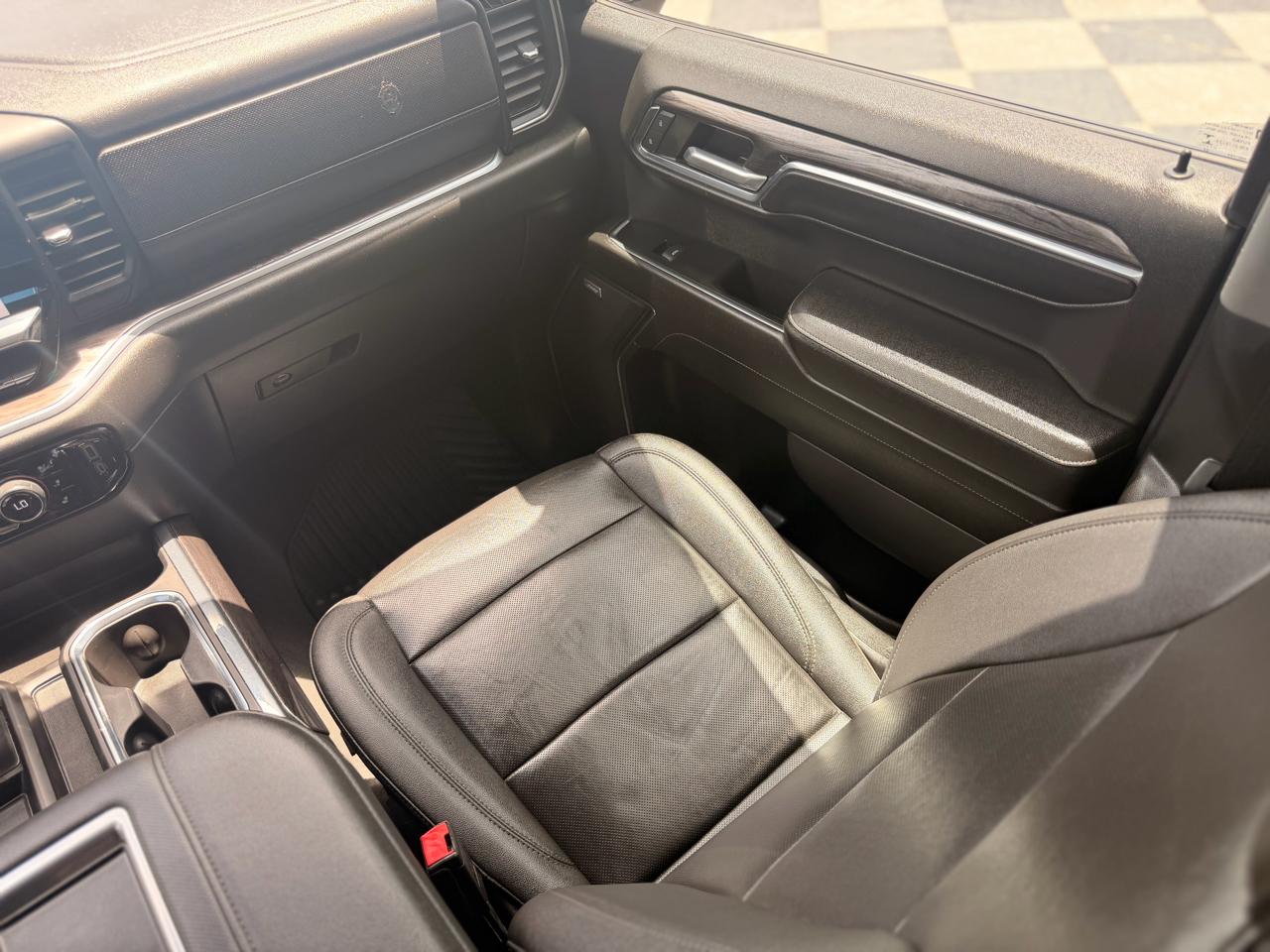 Chevrolet Silverado 1500 LTZ Crew Cab 4WD 2022