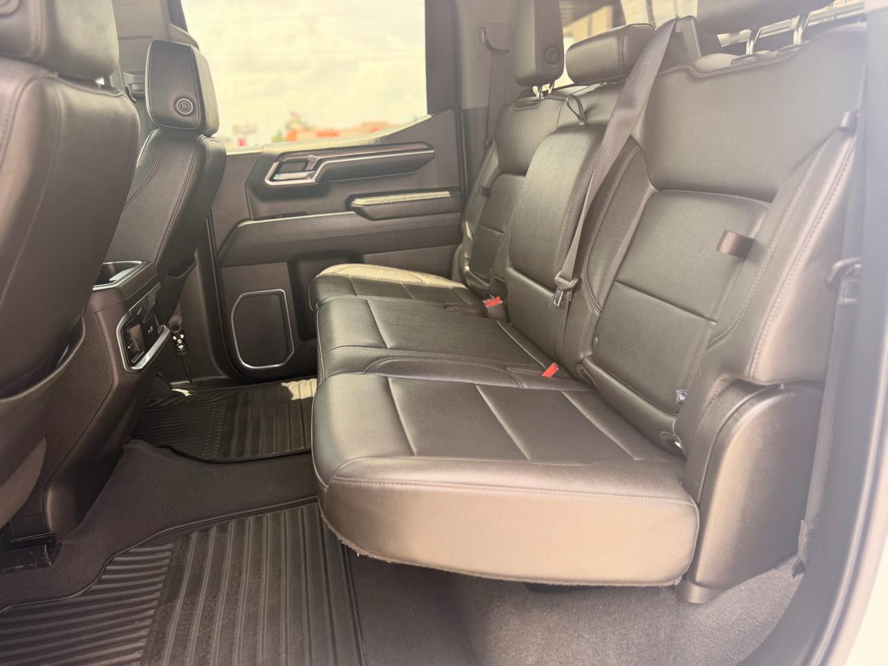 Chevrolet Silverado 1500 LTZ Crew Cab 4WD 2022
