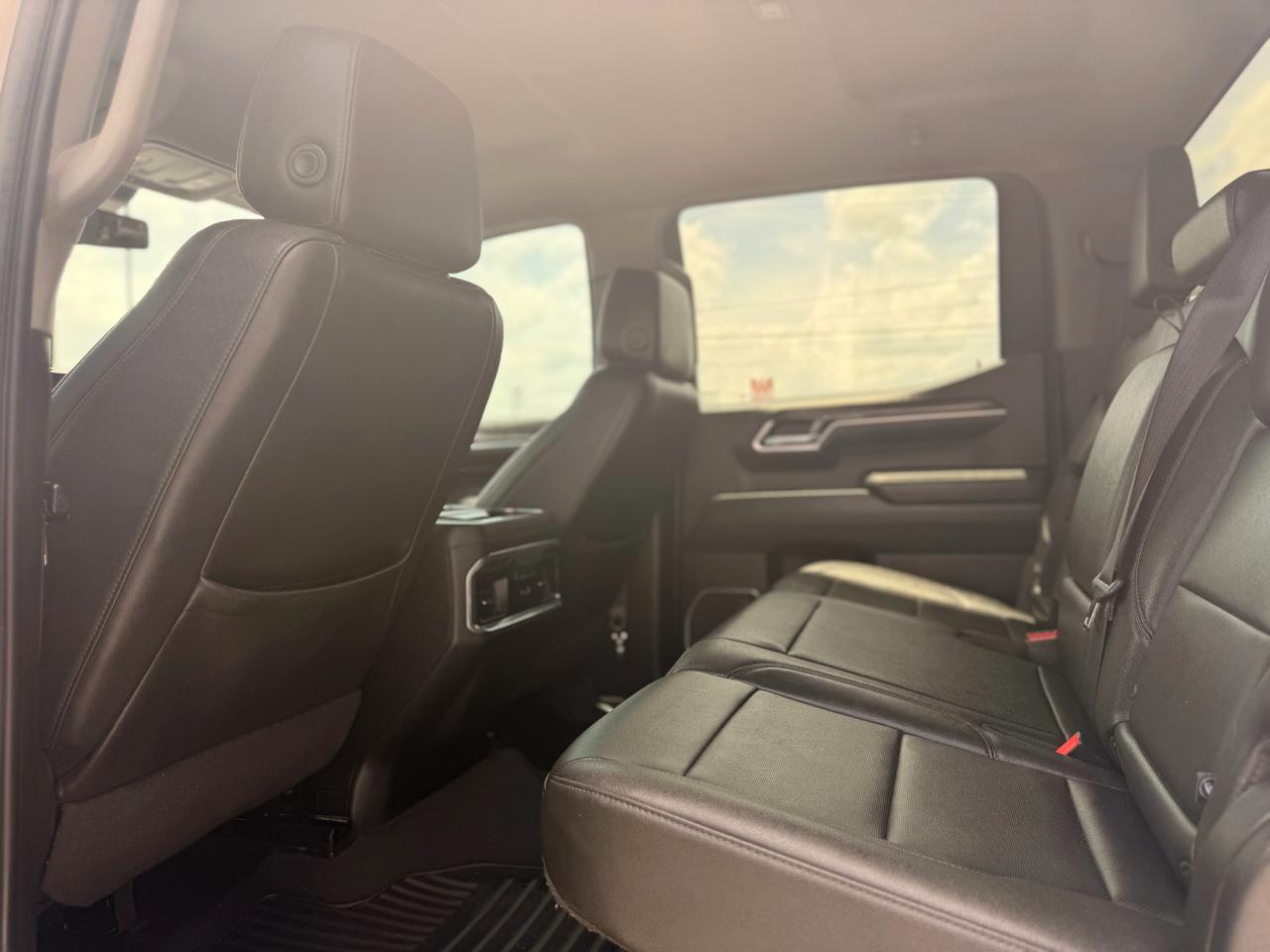 Chevrolet Silverado 1500 LTZ Crew Cab 4WD 2022